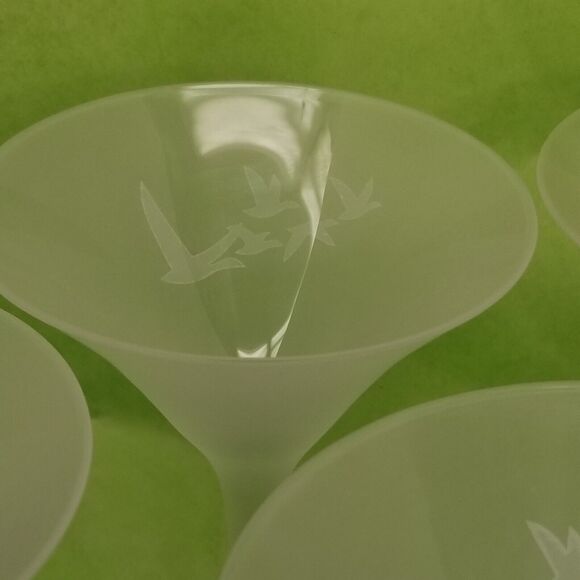 Four frosted grey geese vodka martini glasses cobalt blue bases 7.5" tall - Picture 3 of 12